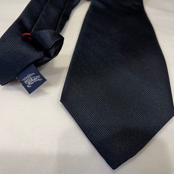 🎁HOLIDAY 24’🎁🔥🆕💯ICONIC BURBERRY HORSEFERRY KNIGHT CREST NAVY MOTIF T… - Picture 11 of 16